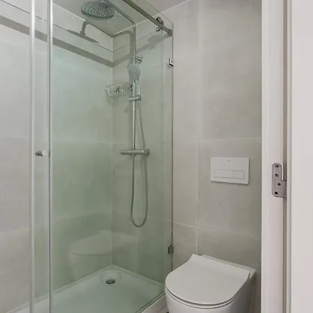 Apartment The Travelers Terrace, 2br In *